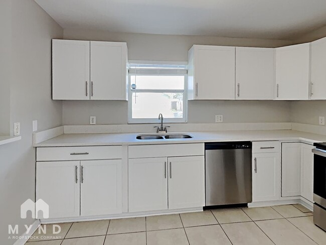 3626 N 55th St in Tampa, FL - Building Photo - Building Photo