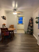 5237 Fifth Ave, Unit B2 in Pittsburgh, PA - Building Photo - Building Photo