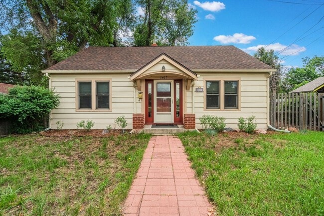 property at 1617 E Boulder St
