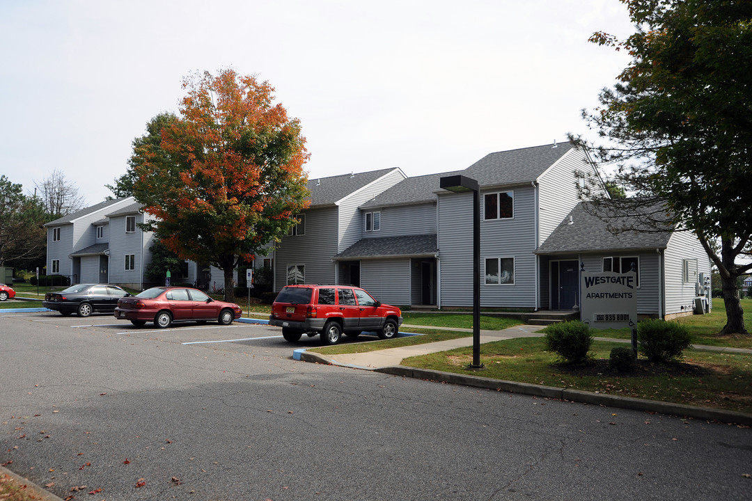 Westgate Apartments in Washington, NJ - Building Photo