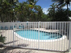 1872 NE 46th St in Fort Lauderdale, FL - Building Photo - Building Photo