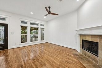 1537 Alexander St in Houston, TX - Building Photo - Building Photo