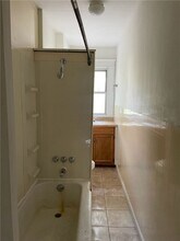 17 Darlington Ave in New Castle, PA - Building Photo - Building Photo