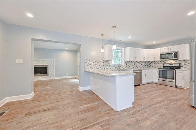 1421 Thunderwood Ct SW in Mableton, GA - Building Photo - Building Photo