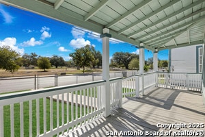 2209 N Flores St in San Antonio, TX - Building Photo - Building Photo