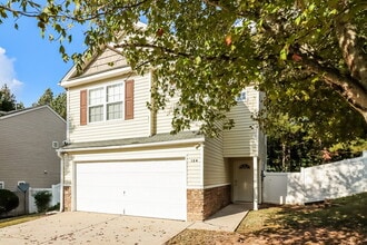 124 Silver Fox Trail in Dallas, GA - Foto de edificio - Building Photo