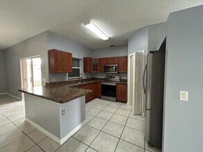 974 SE Albatross Ave in Port St. Lucie, FL - Building Photo - Building Photo