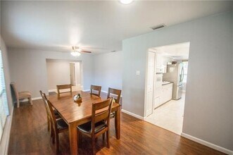 14521 Cyprus Point Dr in Farmers Branch, TX - Foto de edificio - Building Photo