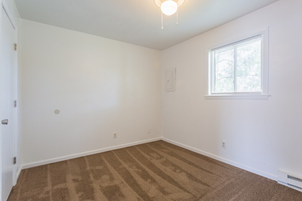 Harbor Square Apartments in Portsmouth, VA