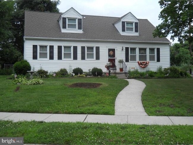 property at 1 Cornell Rd