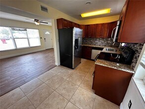 8933 Narcissus Ave in Seminole, FL - Building Photo - Building Photo