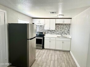 5123 N 17th Ave in Phoenix, AZ - Building Photo - Building Photo