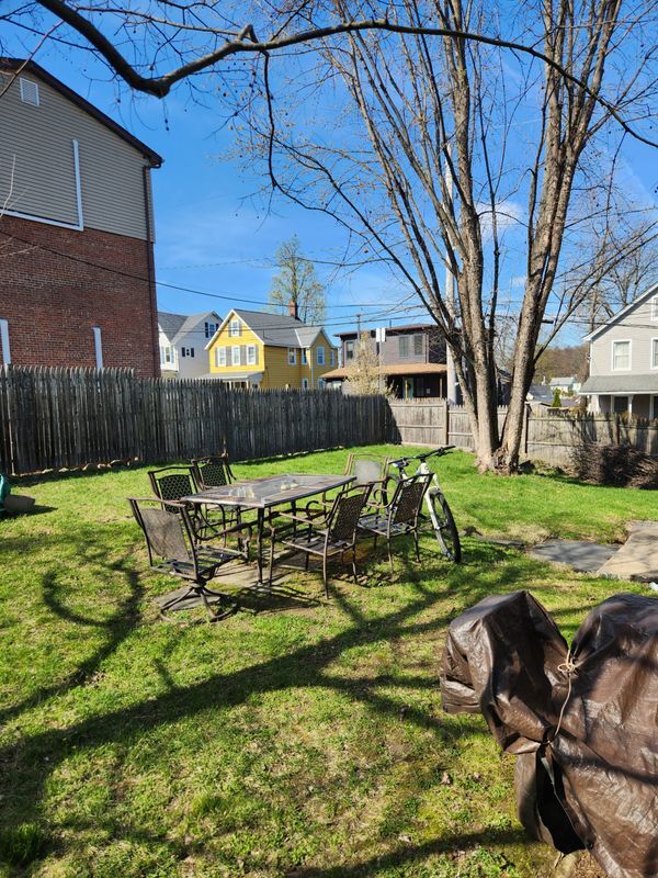 36 Davis St in Beacon, NY - Foto de edificio - Building Photo