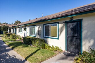 1152 N West St in Anaheim, CA - Building Photo - Building Photo