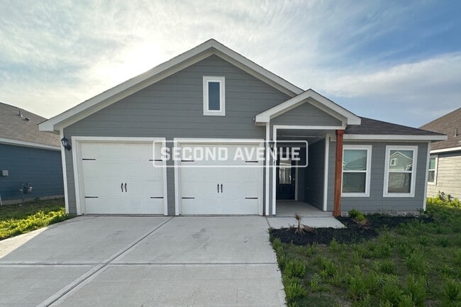 property at 1325 Woodwinds Dr