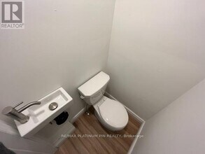 293 Ellerslie Ave in Toronto, ON - Building Photo - Building Photo