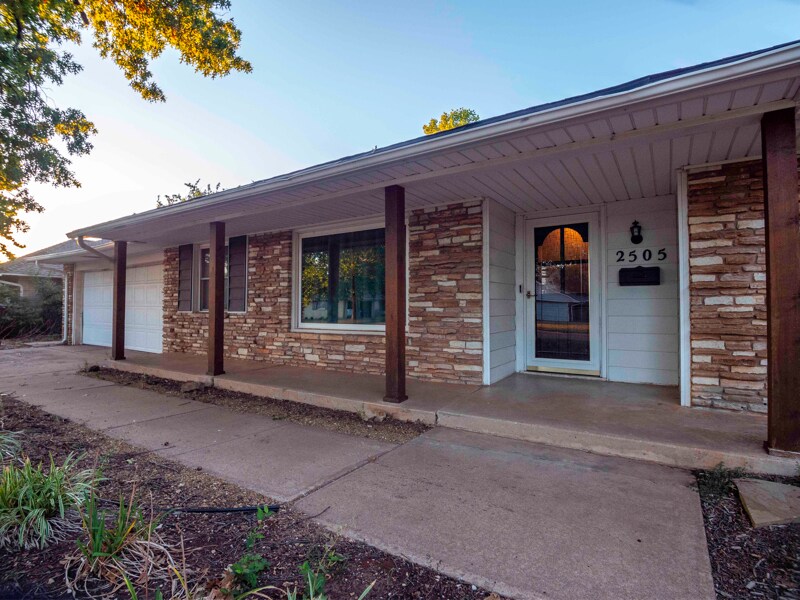 2505 NW 111th St in Oklahoma City, OK - Building Photo