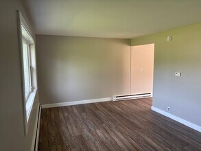 19 Dirigo Rd in South China, ME - Building Photo - Building Photo