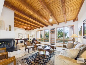 4 Birla Ct in Santa Fe, NM - Building Photo - Building Photo