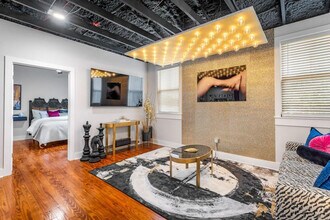 156 Camellia St in Biloxi, MS - Building Photo - Building Photo