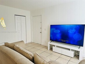 3037 NW 118th Dr in Coral Springs, FL - Building Photo - Building Photo