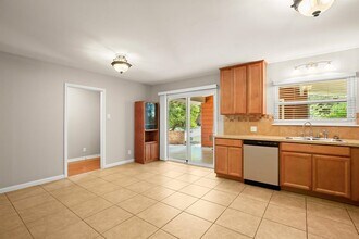 1400 Briarcliff Blvd in Austin, TX - Building Photo - Building Photo