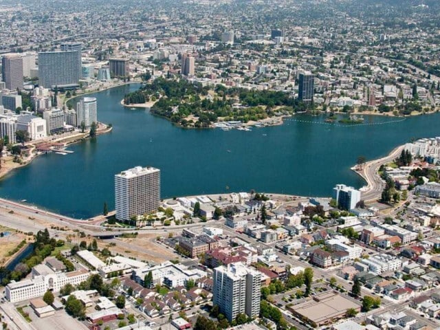 Alice Court in Oakland, CA - Foto de edificio - Building Photo