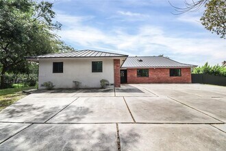 9620 NW 26th Ct in Hollywood, FL - Building Photo - Building Photo