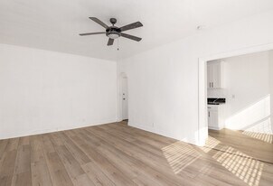 Serrano Tower Apartments in Los Angeles, CA - Building Photo