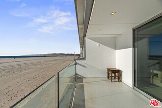 4 Jib St in Los Angeles, CA - Building Photo - Building Photo