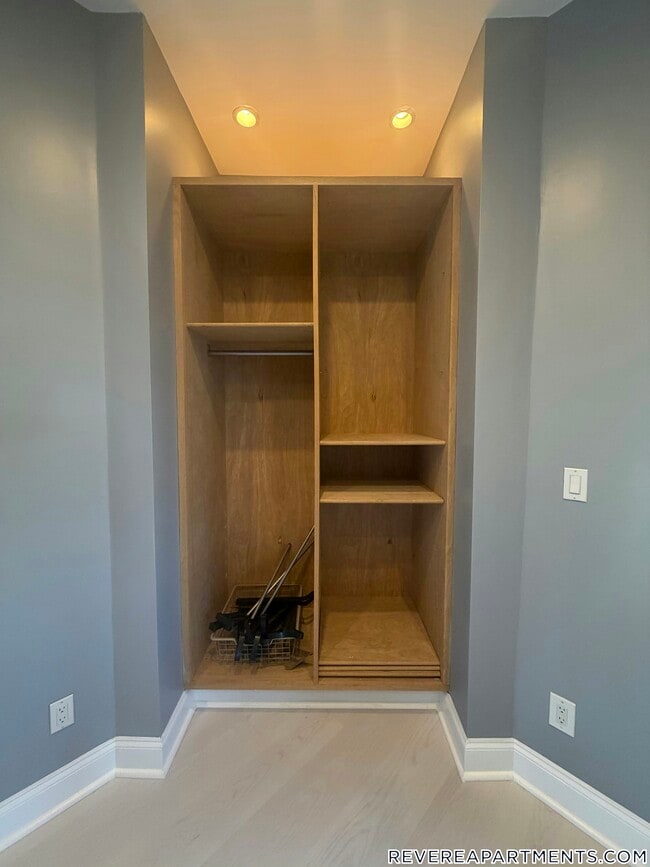 285 Crescent Ave, Unit 2