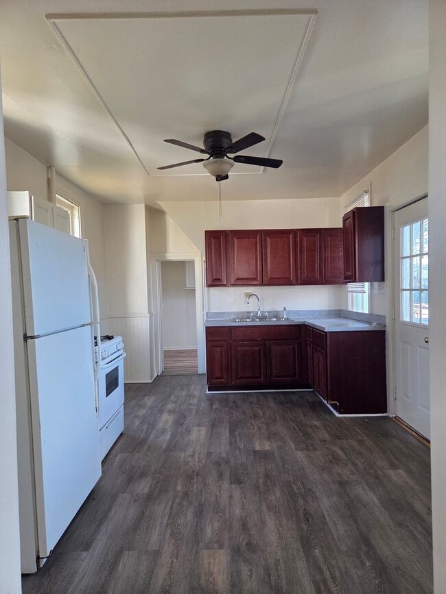 648 E Princess St in York, PA - Building Photo - Building Photo