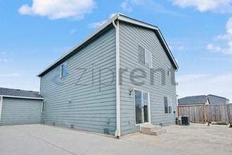 9168 Candytuft Ln SE in Tumwater, WA - Foto de edificio - Building Photo