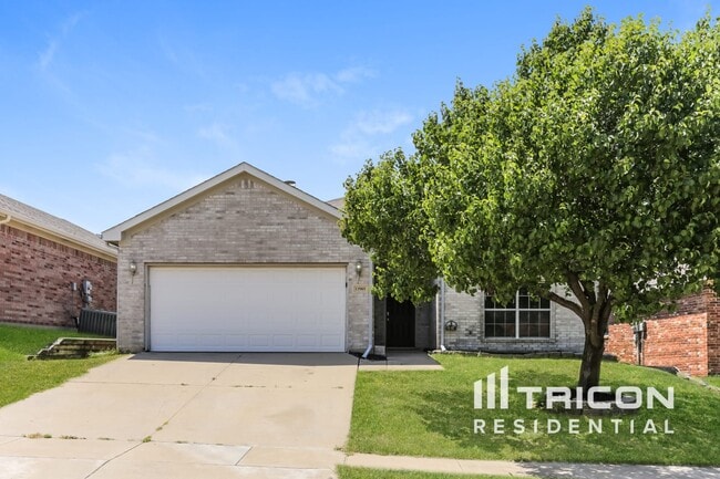 13905 Rustler Pass Ranch Rd in Roanoke, TX - Building Photo - Building Photo