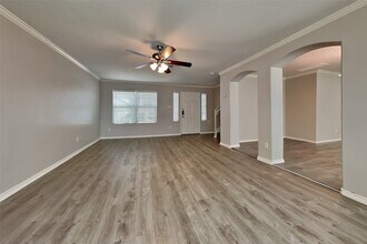 417 Mystic Trail Loop in Houston, TX - Building Photo - Building Photo