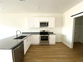 1531 W Kilpatrick Ave in Cleburne, TX - Building Photo - Building Photo