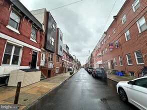 2014 N Carlisle St in Philadelphia, PA - Building Photo - Building Photo