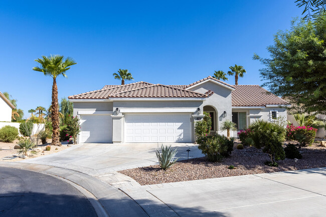 80818 Avenida San Ignacio in Indio, CA - Foto de edificio - Building Photo