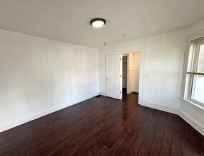 25 Deforest Ave in Bridgeport, CT - Building Photo - Building Photo