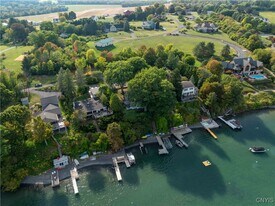 1258 Greenfield Ln in Skaneateles, NY - Building Photo