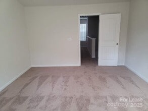 9433 Creedmore Hills Dr in Charlotte, NC - Building Photo - Building Photo