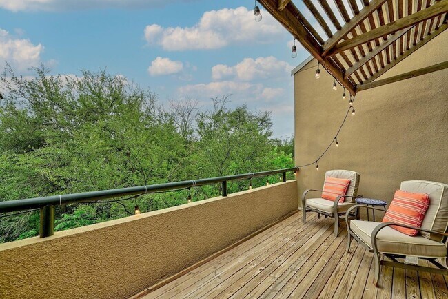 1707 Spyglass Dr, Unit 61 in Austin, TX - Building Photo - Building Photo