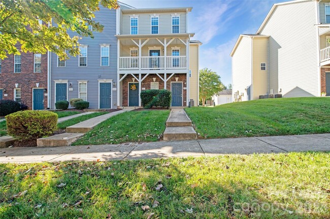 property at 118 Steam Engine Dr