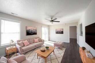 1817 Austin Rd in Kokomo, IN - Foto de edificio - Building Photo