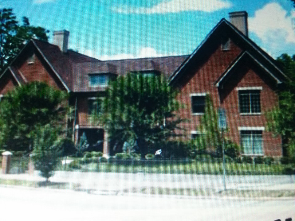 The Sanctuary on Main in New Albany, IN - Building Photo