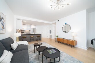 201 Marin Blvd in Jersey City, NJ - Building Photo - Building Photo