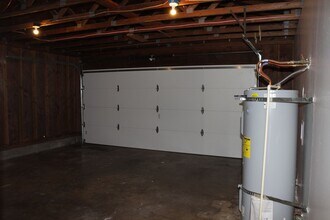 1753 NE 17th Ave in Hillsboro, OR - Building Photo - Building Photo