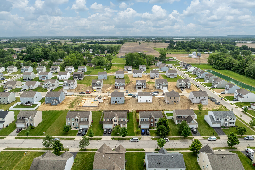 Hickory Grove Circle by Maronda Homes in Groveport, OH - Building Photo