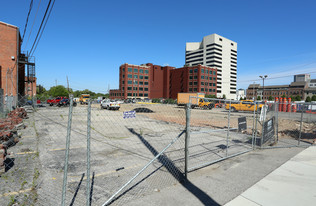 LC RiverSouth Phase II in Columbus, OH - Foto de edificio - Building Photo