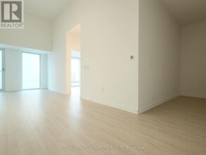 238 Simcoe St in Toronto, ON - Building Photo - Building Photo